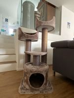 Kratzbaum PETREBELS, beige, guter Zustand, wenig gebraucht