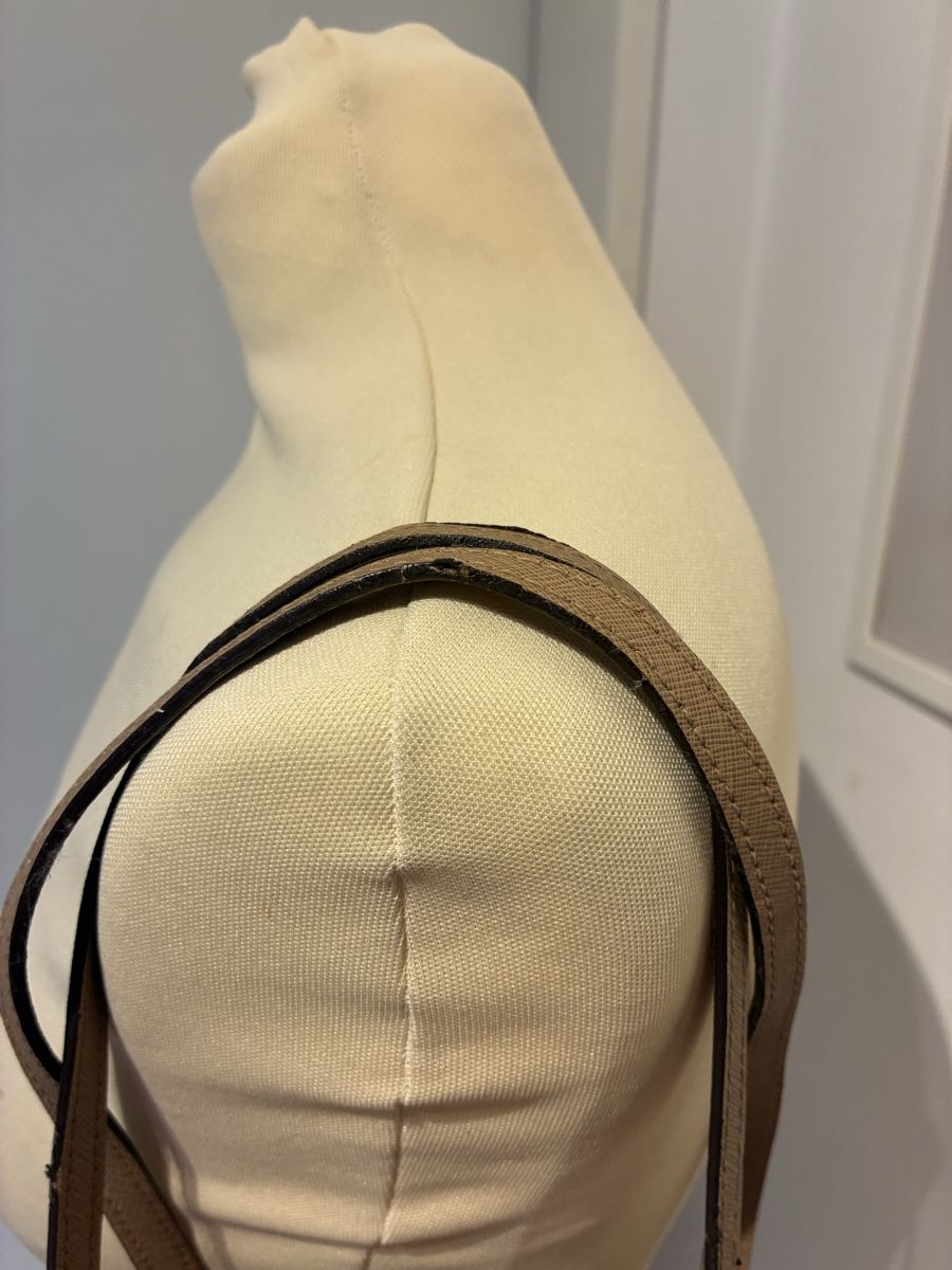 Michael Kors Sacs femmes: Michael Kors Handtasche Beige – D'occasion à Wallisellen par nici038 2