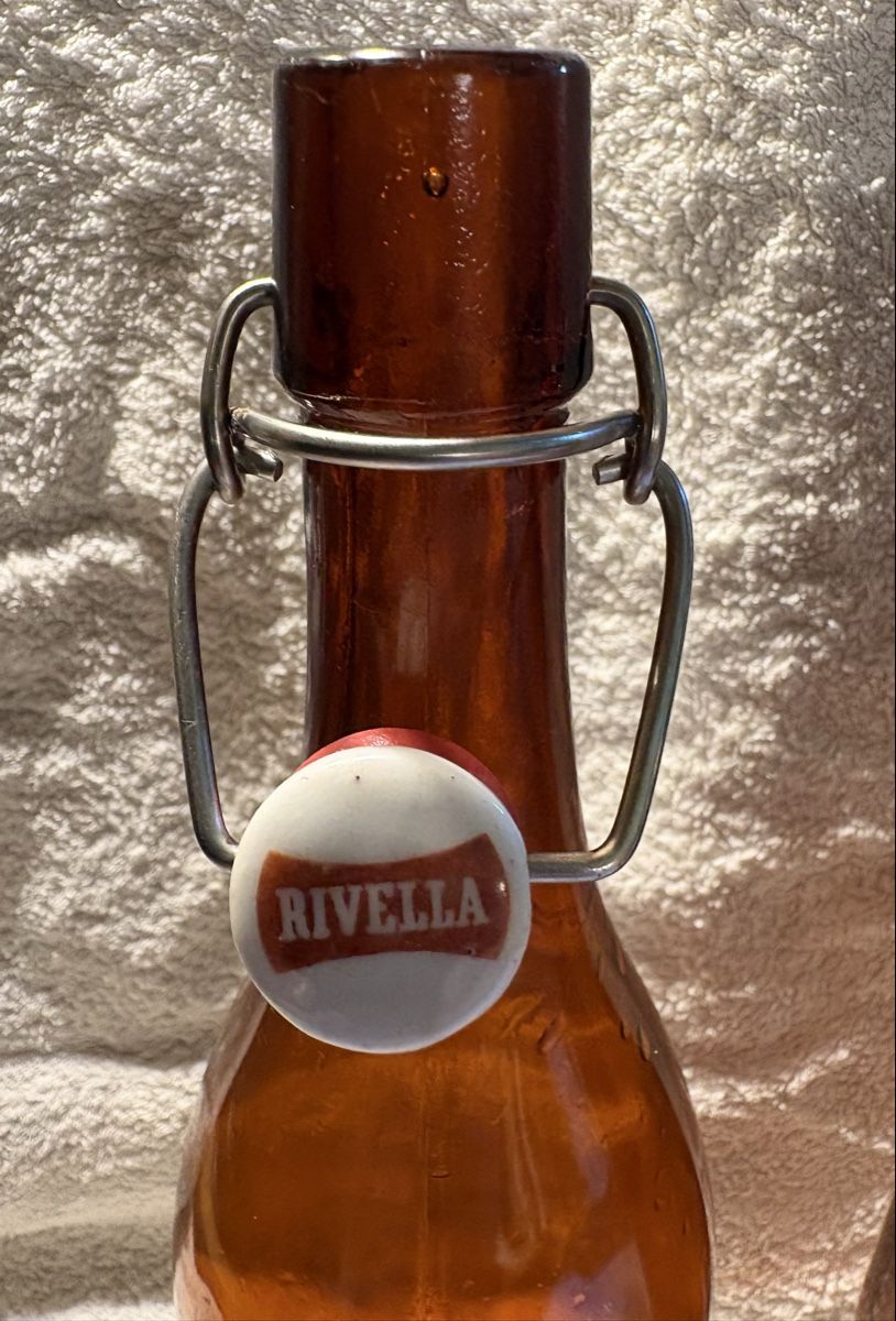 Rivella Flaschen: Rivella Rot Glasflaschen Antik – Gebraucht aus Fürstenaubruck von Reddog6 1