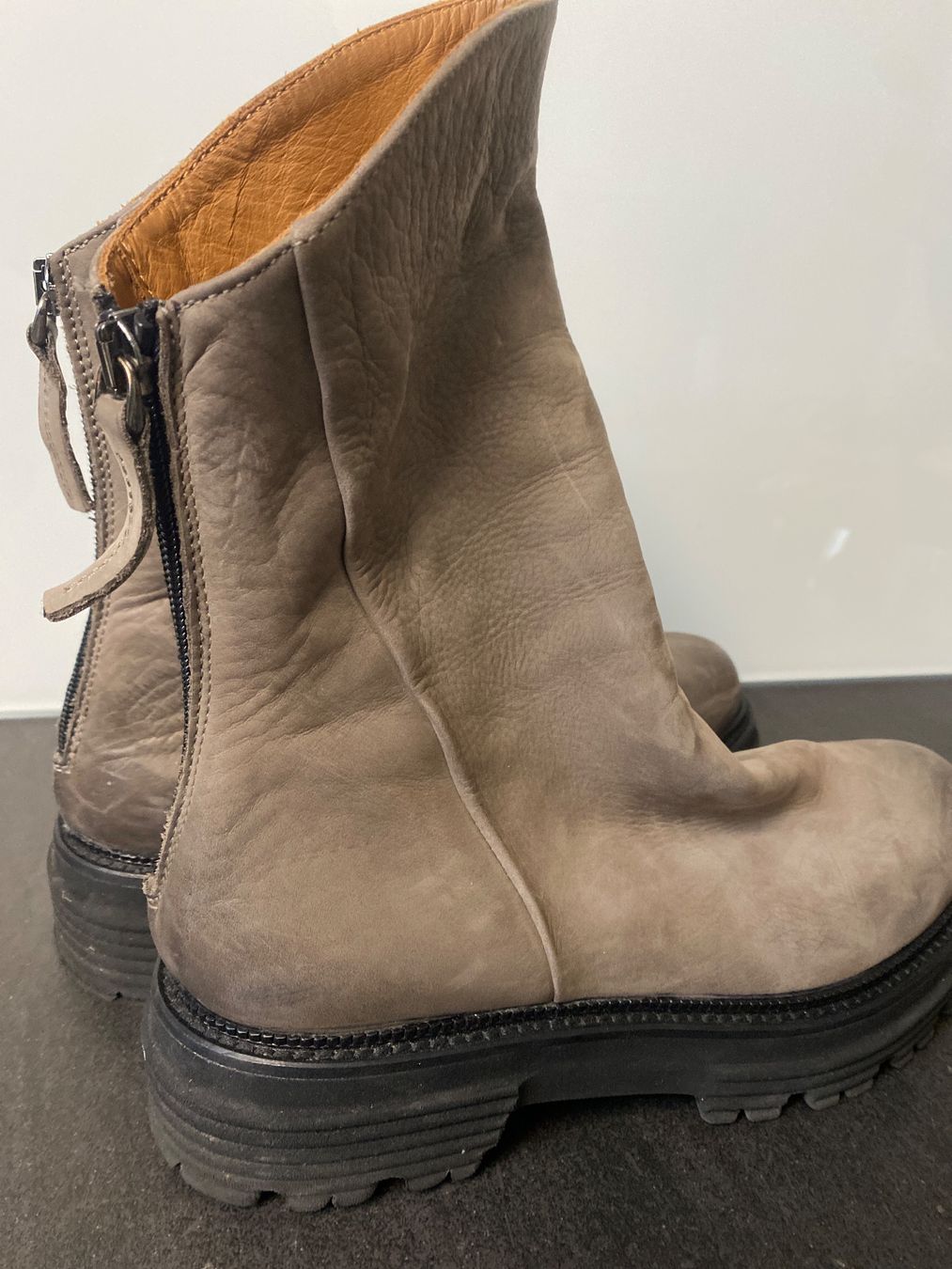 Scarpe da donna: THEA MIKA STIEFELETTEN/BOOTS/SCHUHE Gr.37 mocca/helles Braun – Usato da Frauenfeld venduto da Boldi46 3