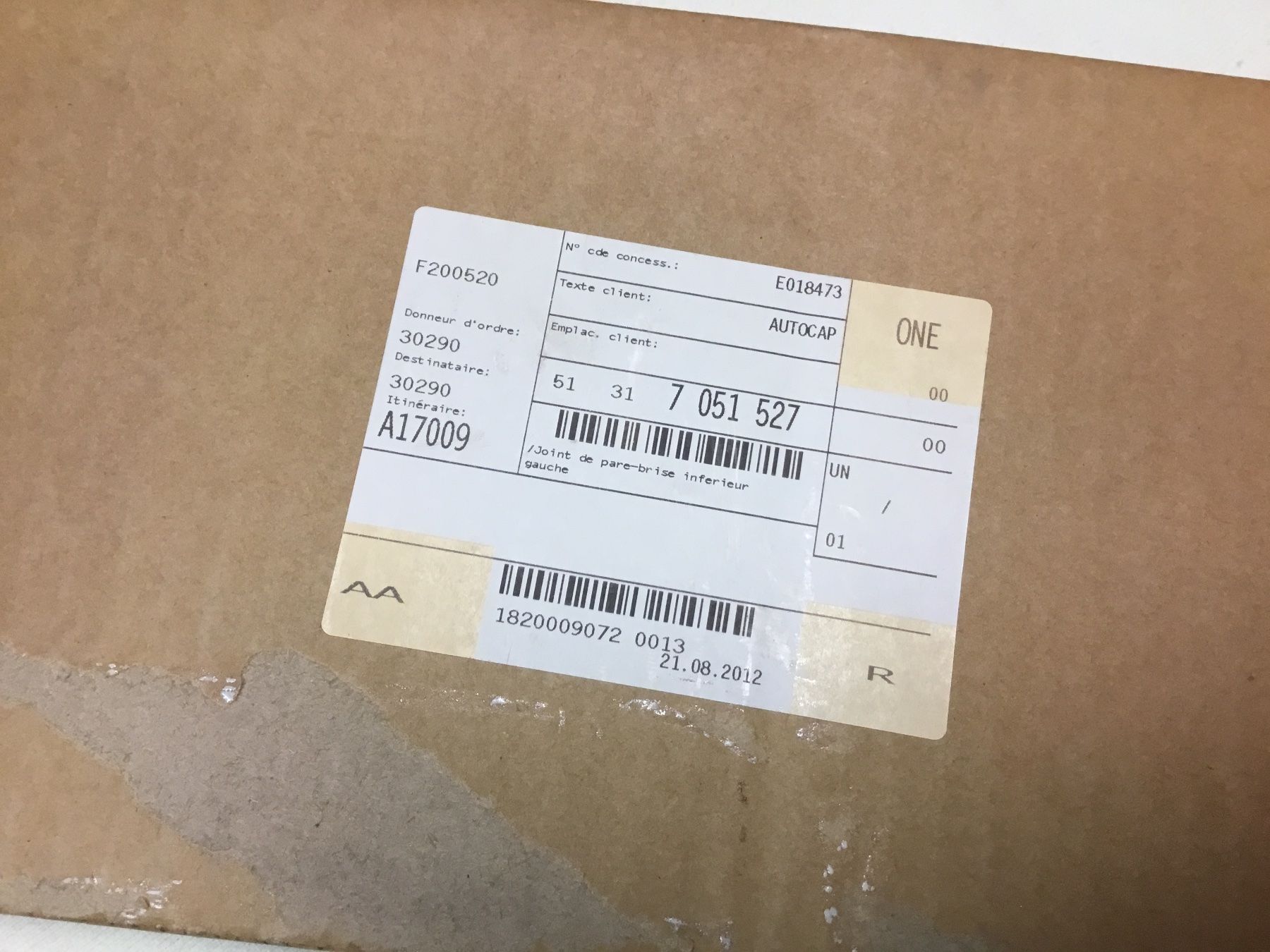 Mini Tutti pezzi di ricambio auto: Mini Cooper  /Abdeckung Frontscheibe/51317051527 – Nuovo e nell'imballaggio originale da Brigerbad venduto da dendo123 2