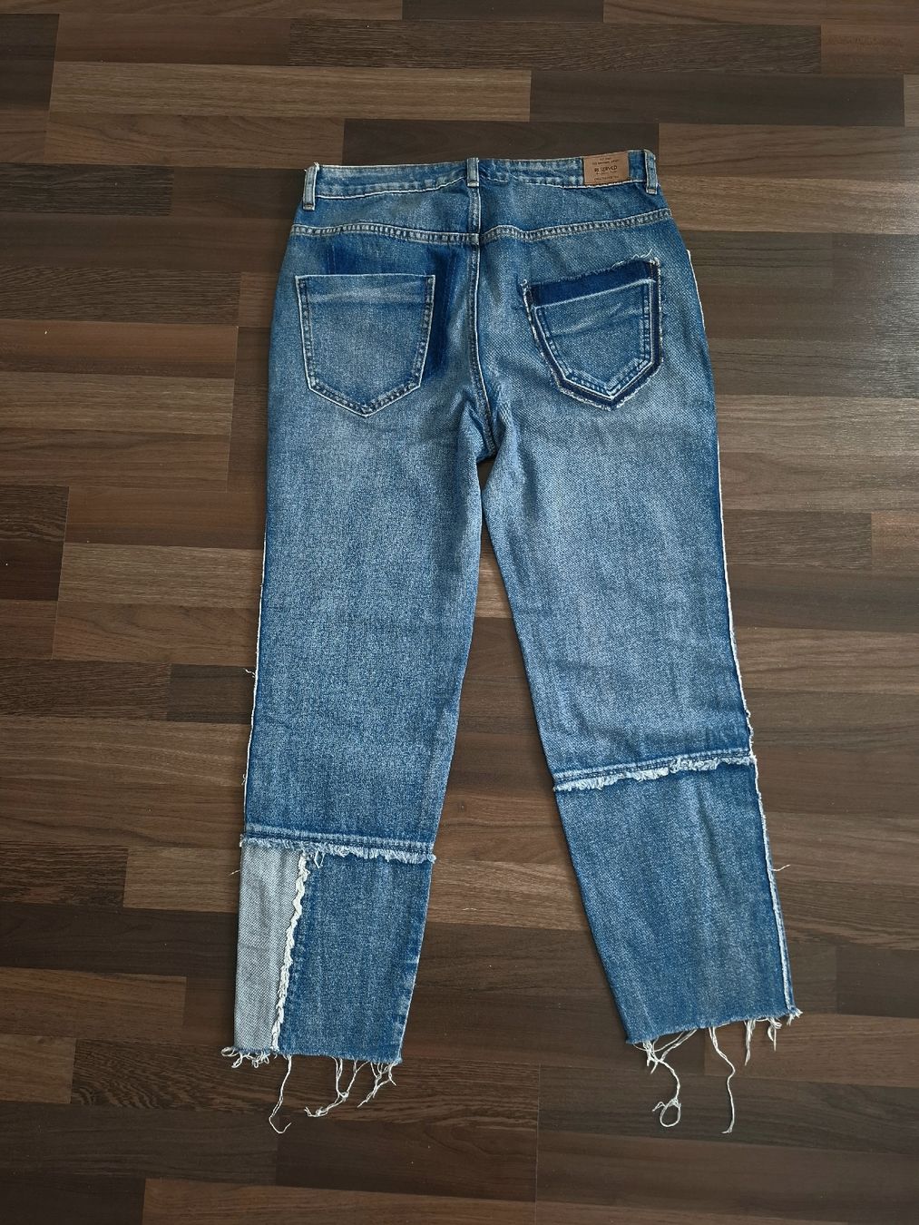 Jeans: Jeans 7/8 – Usato da La Chaux-de-Fonds venduto da matsujun 1