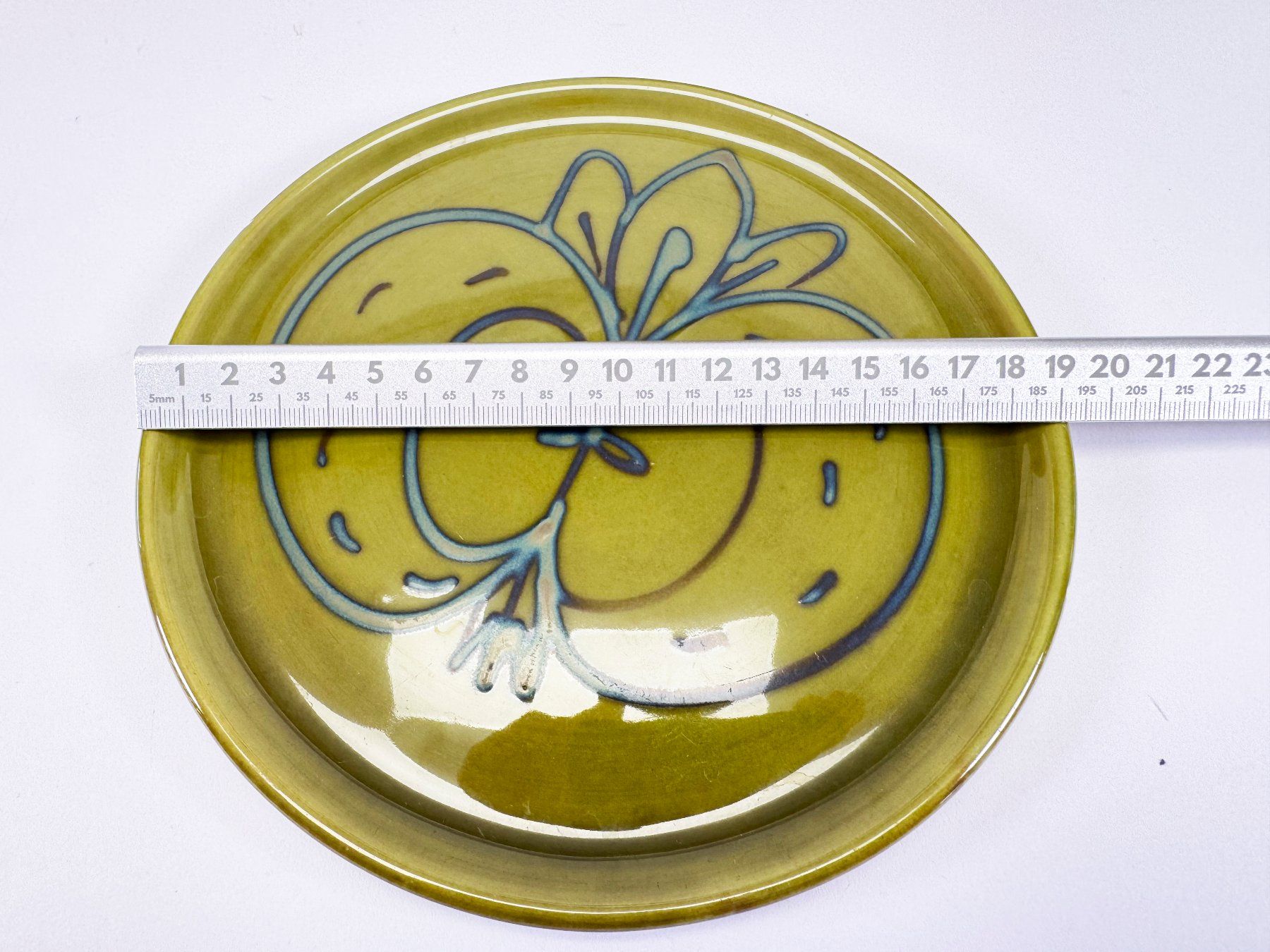 Set di piatti: Vintage Keramik-Service mit Apfeldesign, 9-teilig – Usato da Winterthur venduto da Anto-Bella 7