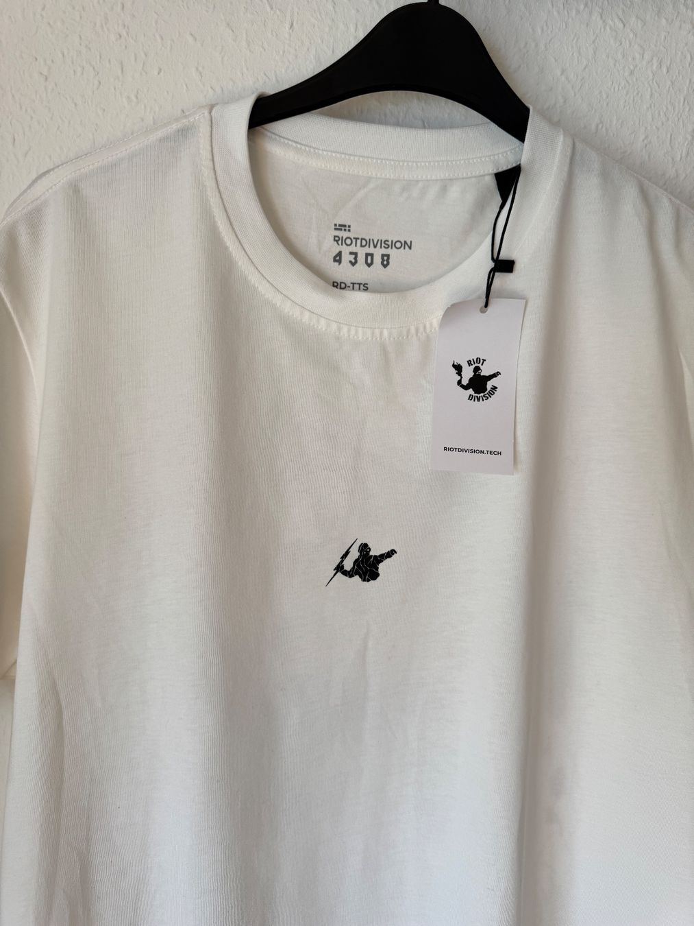 T-shirt: RIOTDIVISION T-Shirt – Nuovo e nell'imballaggio originale da Genève venduto da Greg_8ff 4