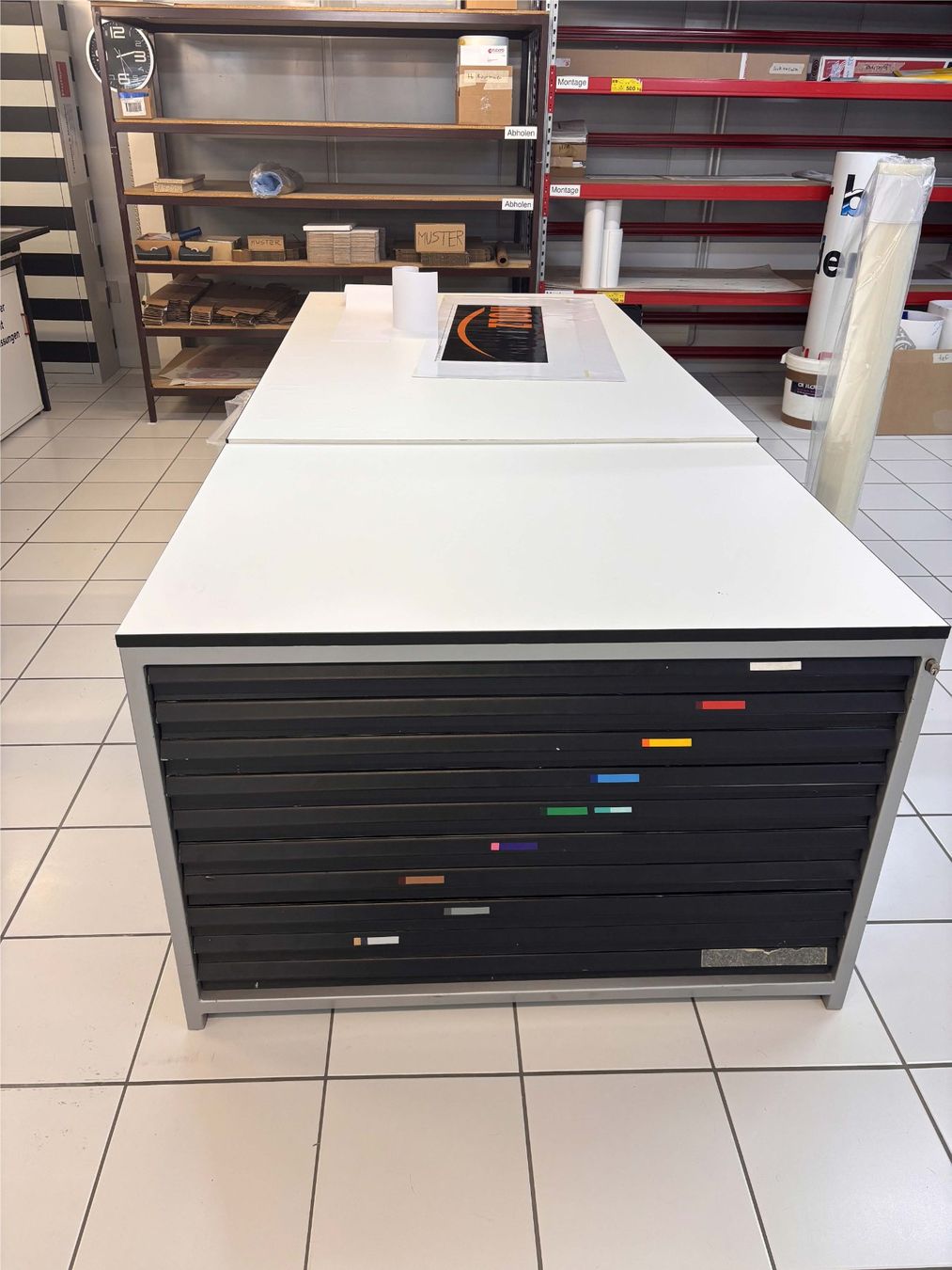 Schränke: Planschrank aus Metall – Gebraucht aus Brügg BE von flextech