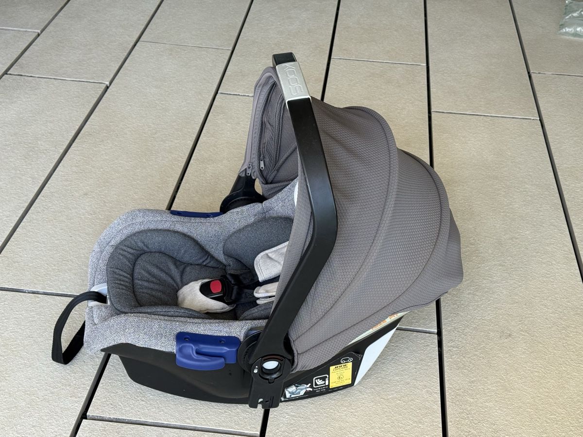 Carrozzine: Jané Kinderwagen full set 3-1, Kawai + Micro + Koos iSize – Usato da Zürich venduto da Folgado 8