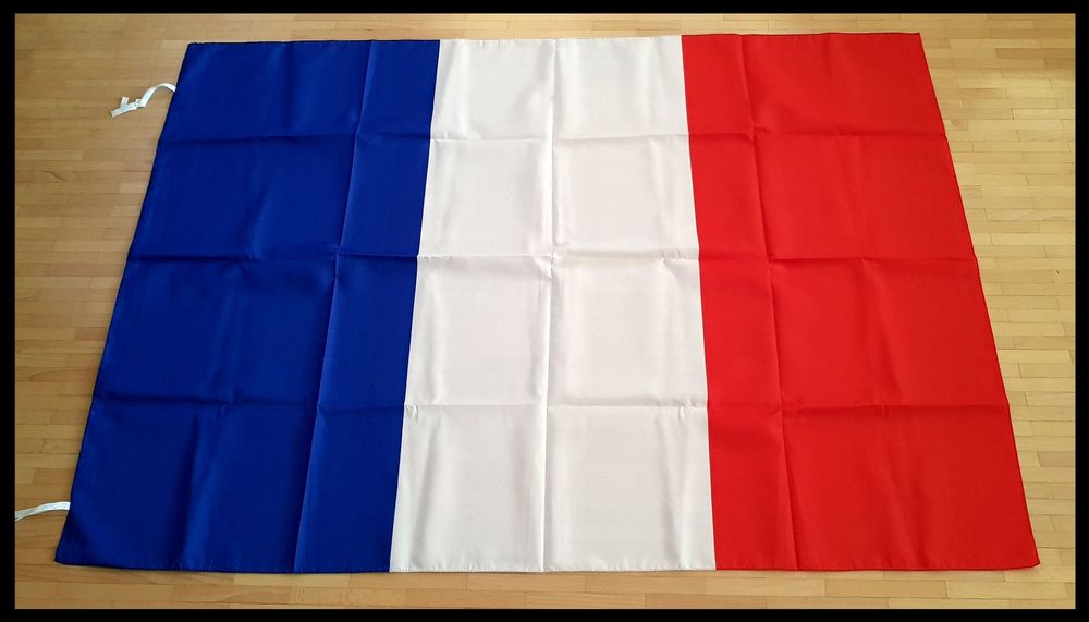 Bandiere: Nationalfahne *Frankreich* - gross - Nr. J-455 – Nuovo (secondo la descrizione) da Winterthur venduto da --carabao--