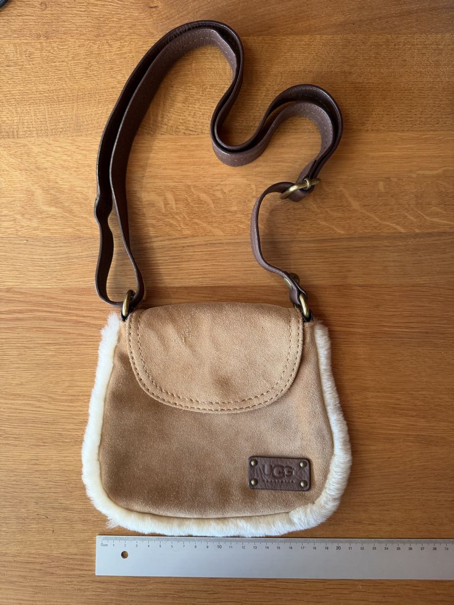 Ugg Borse: UGG Handtasche  – Nuovo (secondo la descrizione) da Salenstein venduto da Nadjasov