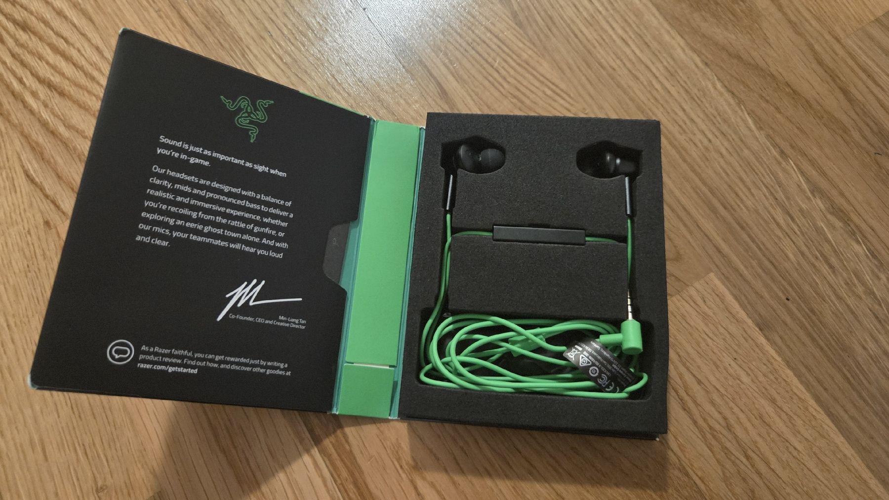 Razer Cuffie: écouteur razer Hammerhead duo – Nuovo (secondo la descrizione) da Neuchâtel venduto da Atashi_dayo 1