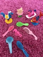 Spielzeug Konvolut für Kinder, Tierfiguren und Kämme Set