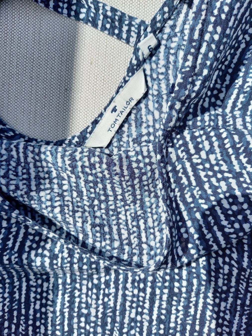 Tom Tailor Blusen: Damen Oberteil Tom Tailor Grösse 38 blau gemustert  – Gebraucht aus Ruschein von dom_nbr2 2
