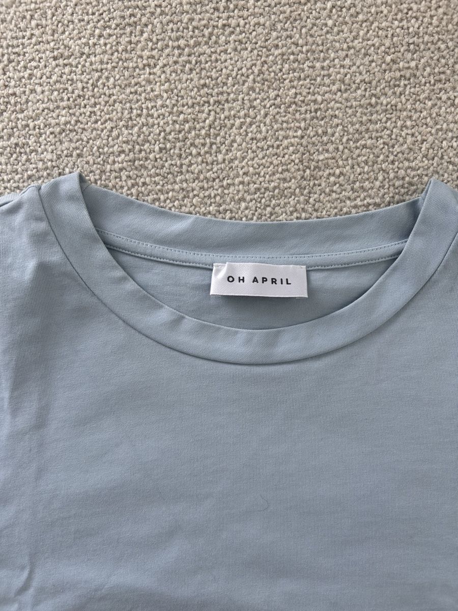 T-shirt: Oh April T-Shirt, hellblau - Gr. M – Usato da Andwil SG venduto da nin_y2zm 2