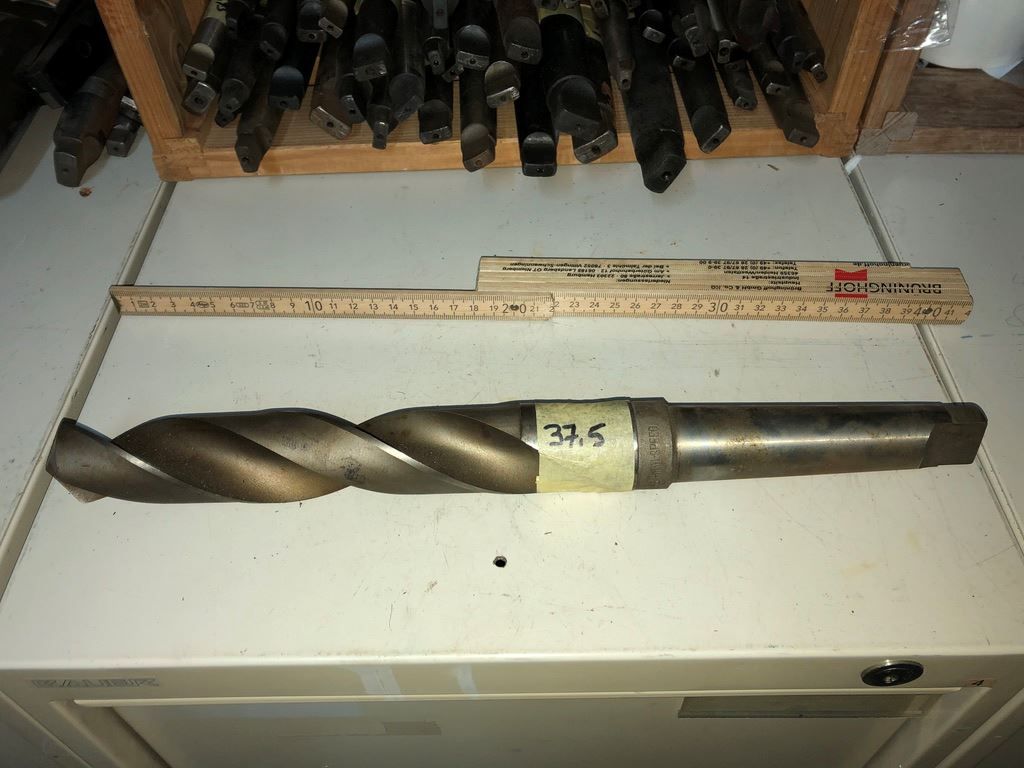 Tutti gli attrezzi: Spiralbohrer mit Morsekonus - 37.5mm – Usato da Winterthur venduto da Aristide13