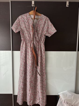 Maxikleid geblümt Grösse 40 neuer Zustand