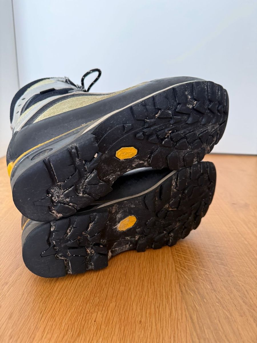 La Sportiva Scarpe da donna: La Sportiva Wanderschuhe, Grösse 40.5, gebraucht  – Usato da Feldbrunnen venduto da PeterGiger61 1
