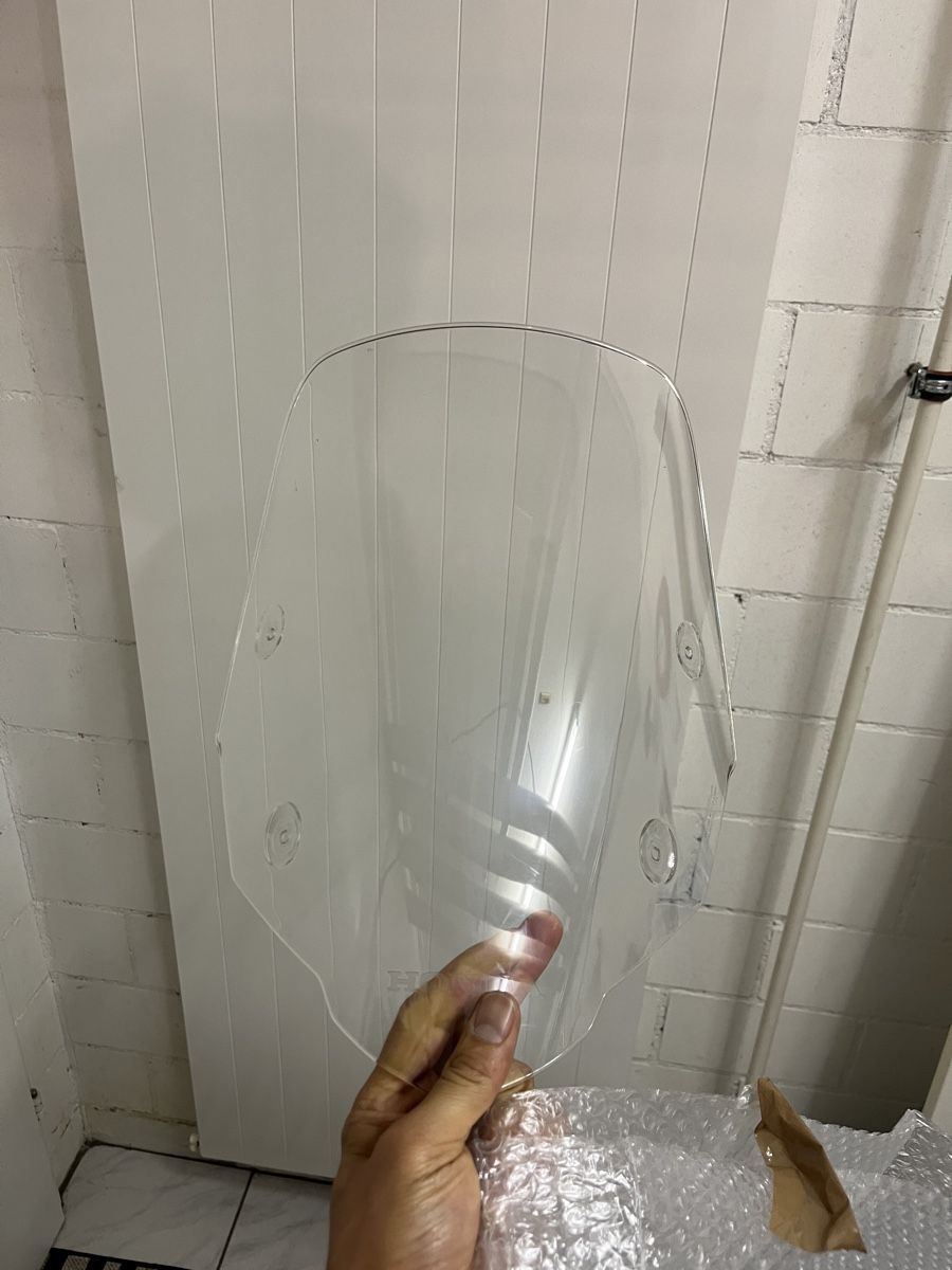 Honda Tutti i ricambio per moto: Windshield for Honda Transalp XL 750 – Usato da Uster venduto da hsh9