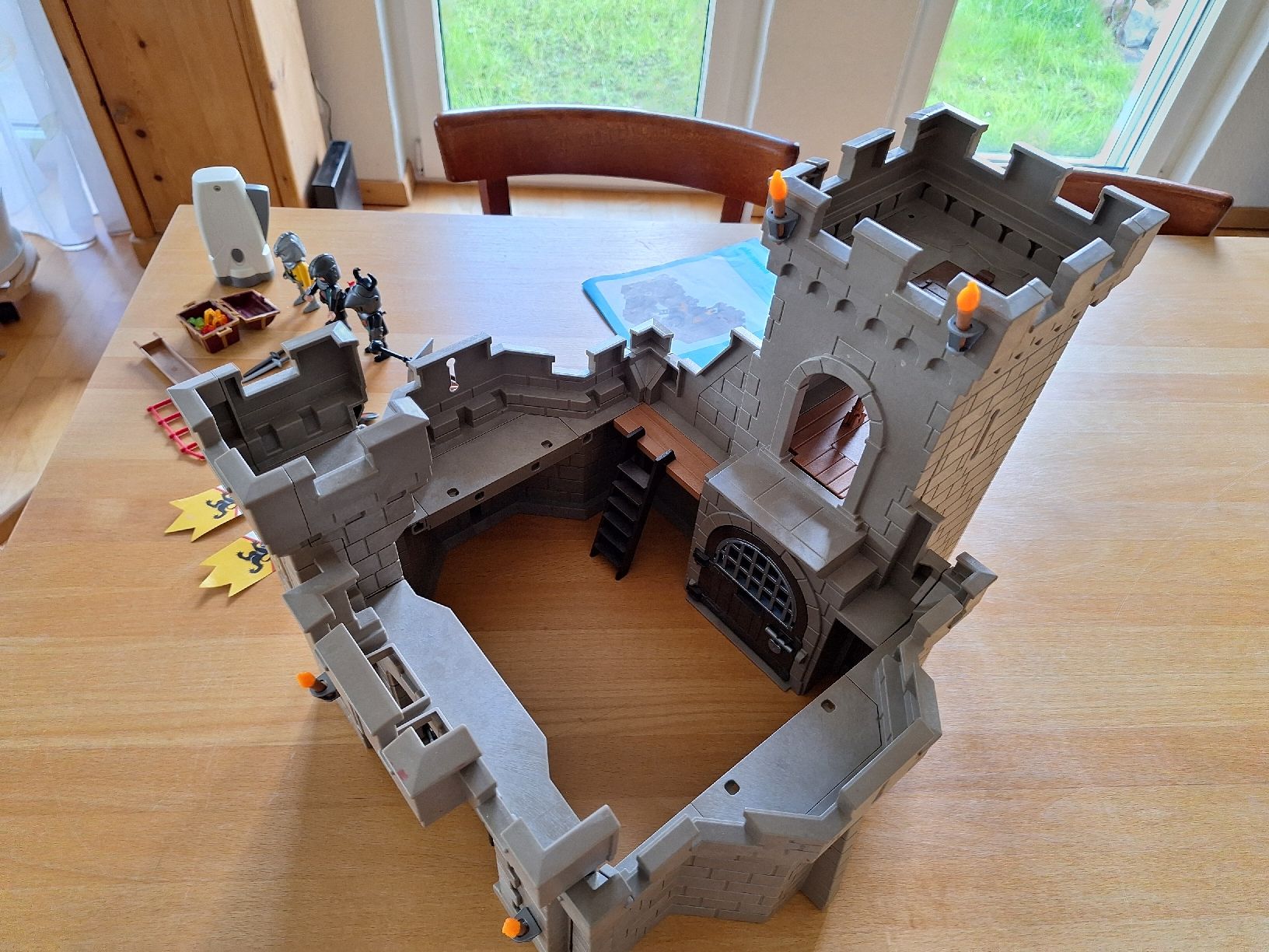Playmobil Giocattoli: Ritterburg von Playmobil – Usato da Bülach venduto da ML001 4