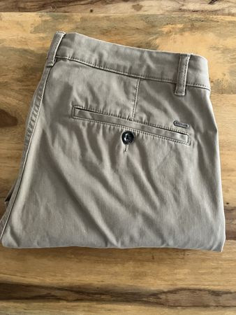 Tom Tailor Chino Hose beige – Gr. 36/32 – Slim Fit
