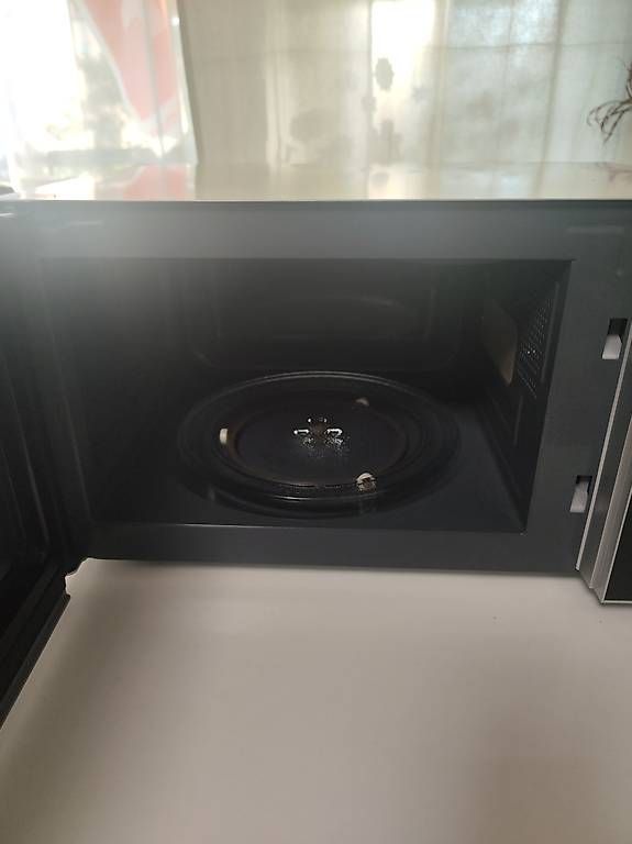 Cucine complete: Micro-onde Betty Bossi – Usato da Yverdon-les-Bains venduto da Cadocouches.ch 1