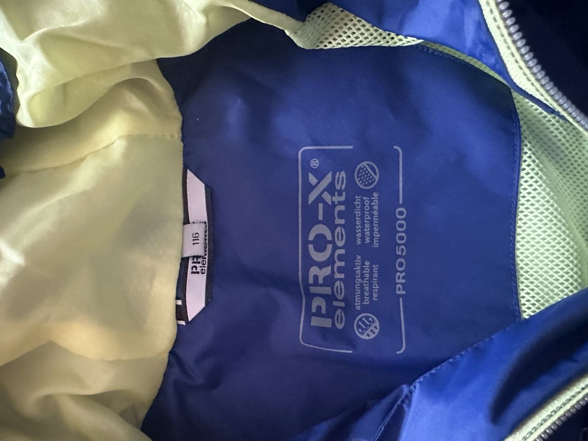 Giacche: Pro-X Elements Regenjacke Gr. 116, neu mit Etikett! – Nuovo e nell'imballaggio originale da Lohn-Ammannsegg venduto da Nase.2016 3