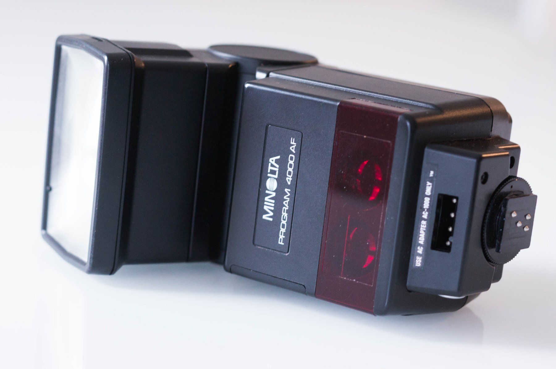 Minolta Flash: Minolta Program 4000AF Tilt / Swivel / Zoom Flash – Usato da Thörishaus venduto da vintagger