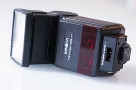 Minolta Program 4000AF Tilt / Swivel / Zoom Flash