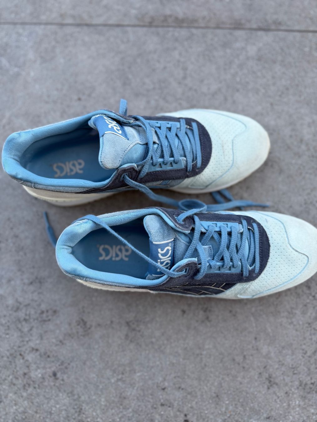 Asics Herrenschuhe: Asics Sneaker in blau – Gebraucht aus Ennetbaden von miboo 1