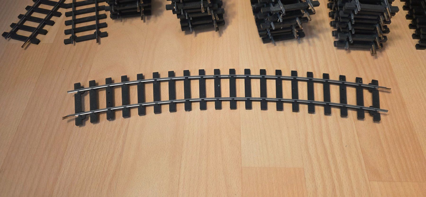 Lima Modellini di ferrovie: Lima spur 0 gleis 61 stück – Usato da Hochfelden venduto da Danizh0 2