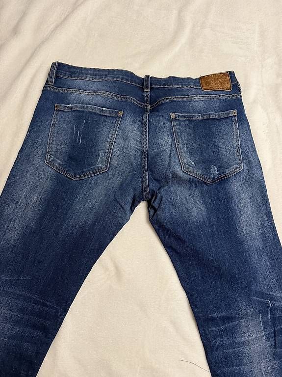 Jeans: Dsquared2 Herrenjeans Gr. 54  Original  Top Zustand – Gebraucht aus St. Gallen von kuz_5pth 2