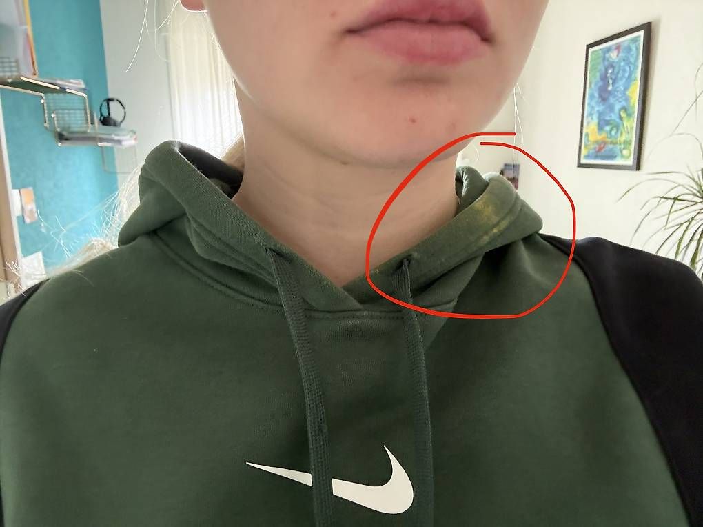 Nike Maglioni & Felpe: Nike Air Hoddie – Usato da Schüpfen venduto da ani_gj8r 3