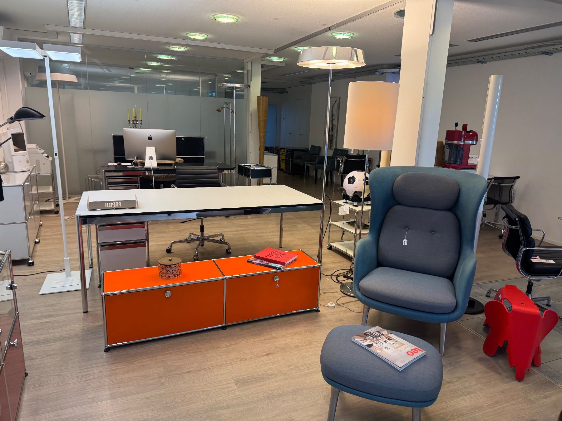 USM Kommoden: Usm Lowboard orange Lieferung gratis – Gebraucht aus Thun von altstadt-thun 1