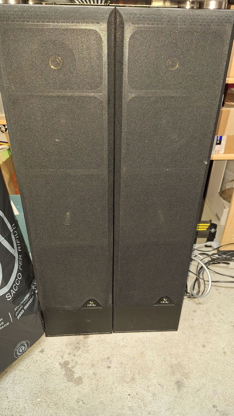 Infinity Reference 81 mk II Standlautsprecher (Défectueux) à Spiez