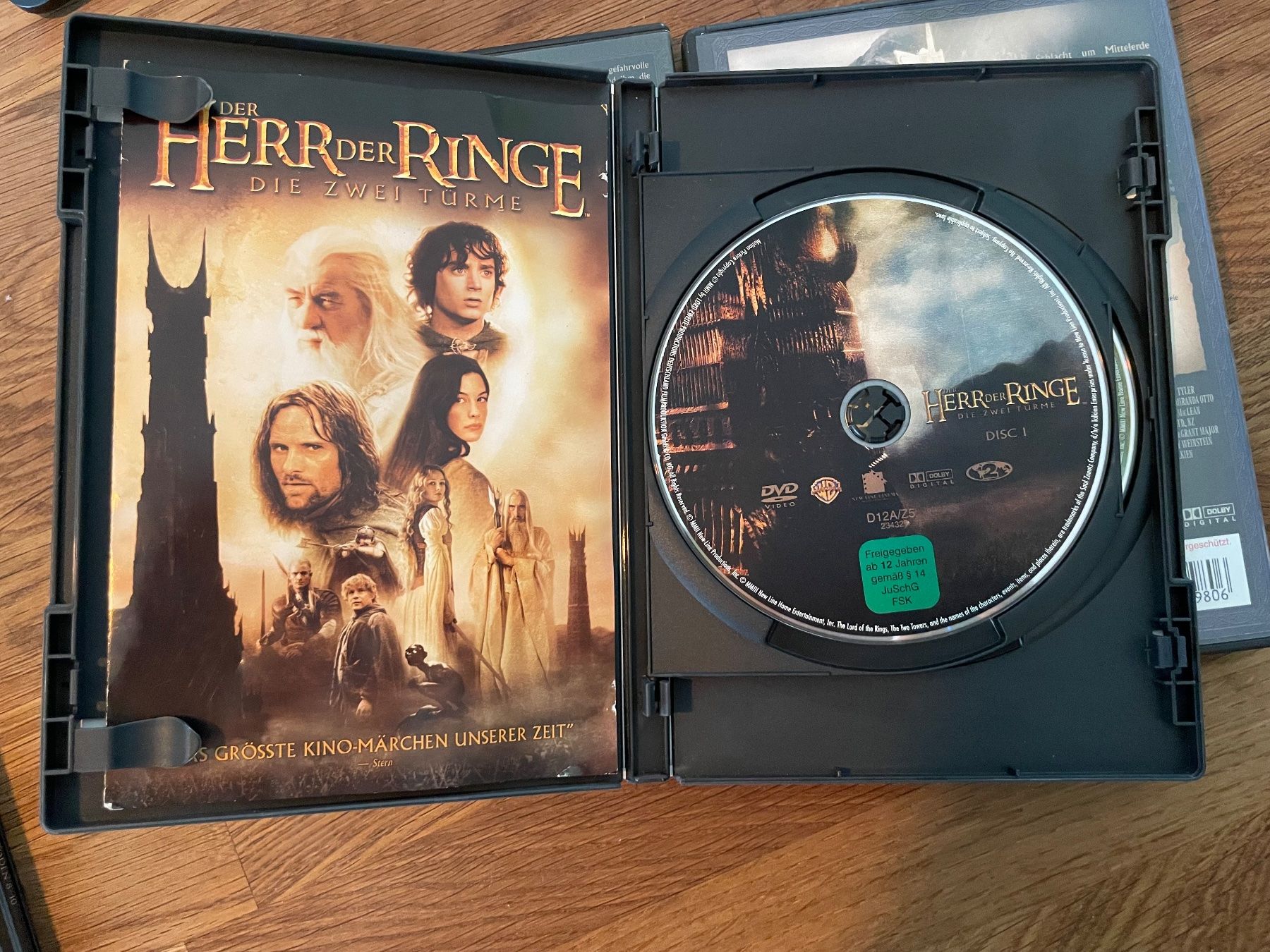 Tutti i DVDs: Herr der Ringe DVD Trilogie – Usato da Bülach venduto da bjoernbenny 3