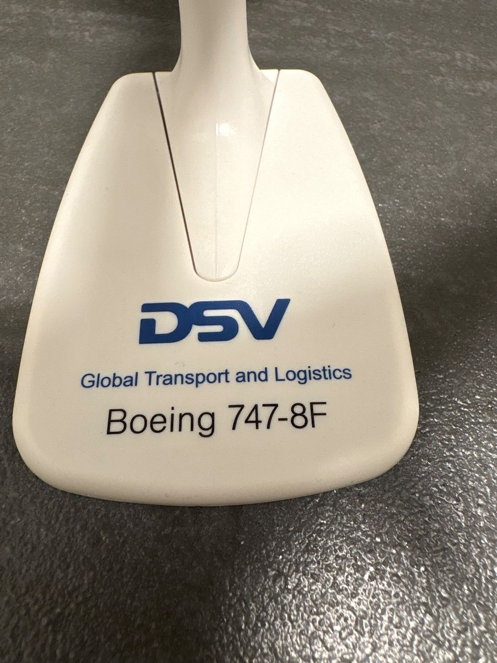 Boeing Kit di modellismo & Modellini statici: Boeing 747-8F DSV Flugzeugmodell – Usato da Rümlang venduto da svent 5