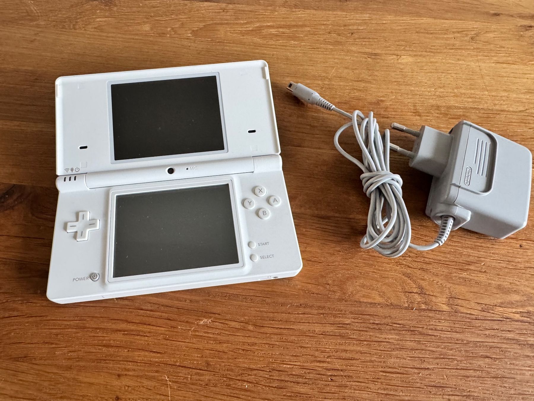 Nintendo Konsolen: Nintendo DSi Konsole Weiss – Gebraucht aus frauenfeld von pipi018 2