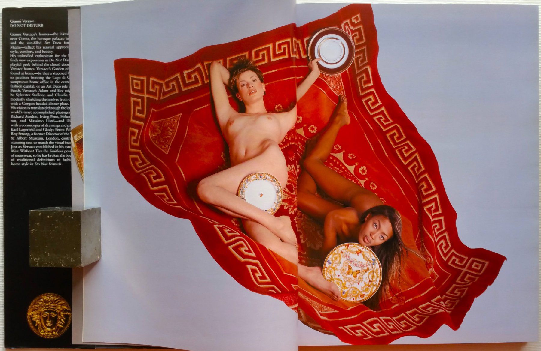 Libri: Do not disturb - Gianni Versace, Bildband 1996 – Usato da Oberriet SG venduto da ganesh435 2