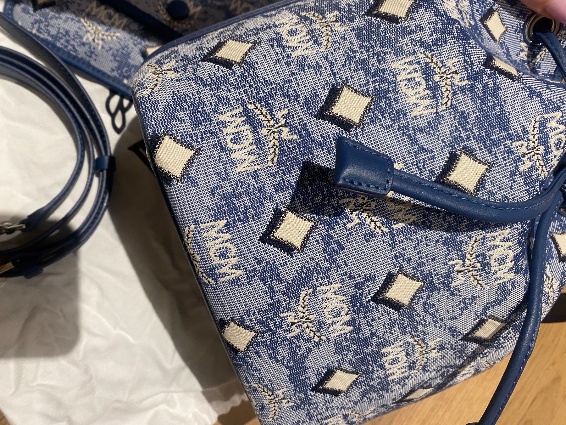 Mcm Taschen: Beutel MCM 💙 DESSAU DRAWSTRING MEDIUM - HANDTASCHE - BLUE – Neu (gemäss Beschreibung) aus Gibswil von Engelsgleich 4