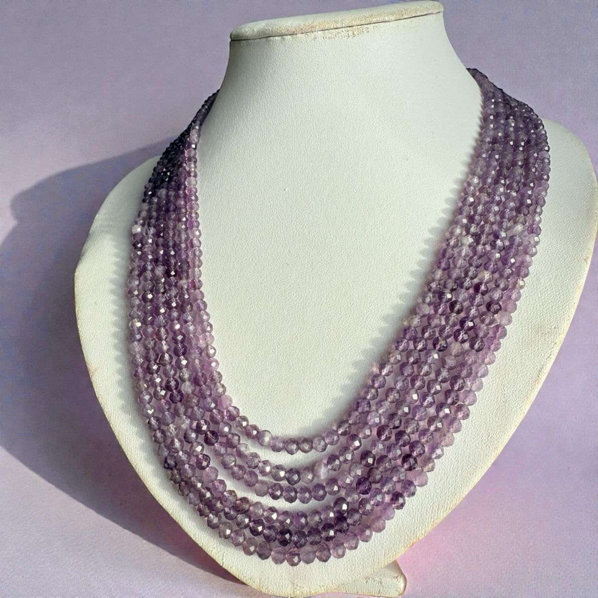 Catenine: Wunderschöne 6 strangige Amethyst Kette NEU – Nuovo e nell'imballaggio originale da Basel venduto da Chili007