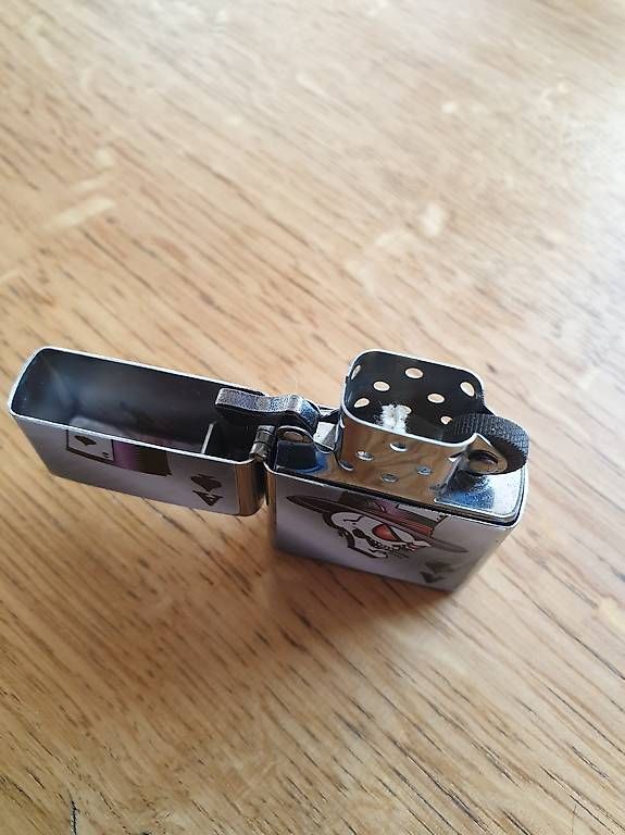 Accendini: Zippo Feuerzeug – Usato da Rickenbach LU venduto da trucker.s 1