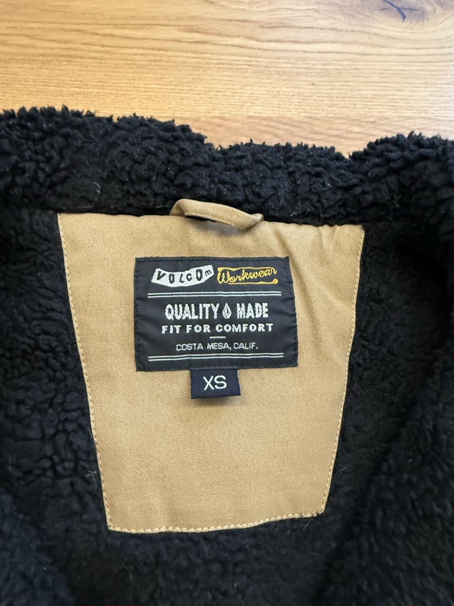 Manteaux: Volcom Winterjacke, beige – D'occasion à Appenzell par mar_6bpw 3
