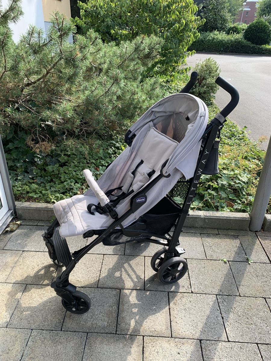 Chicco Poussette: Chicco Liteway Kinderwagen – D'occasion à Stansstad par goodmorninglucerne
