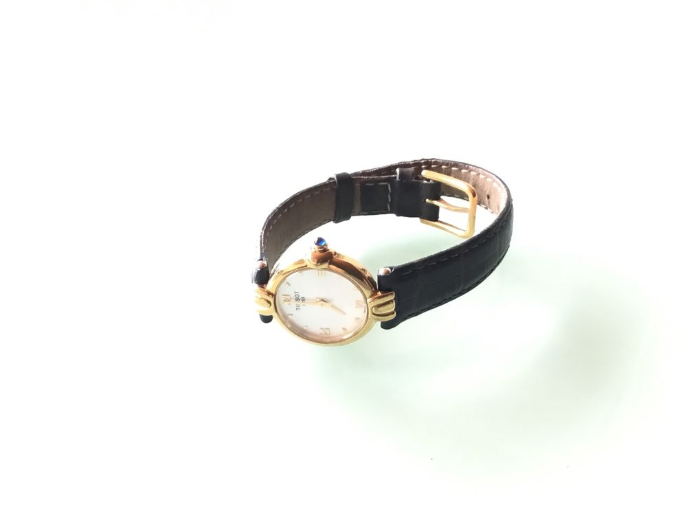Montre Bijou Luc Desroches Rococo - Cadran Blanc, Boîtier Doré, Perles Et Strass