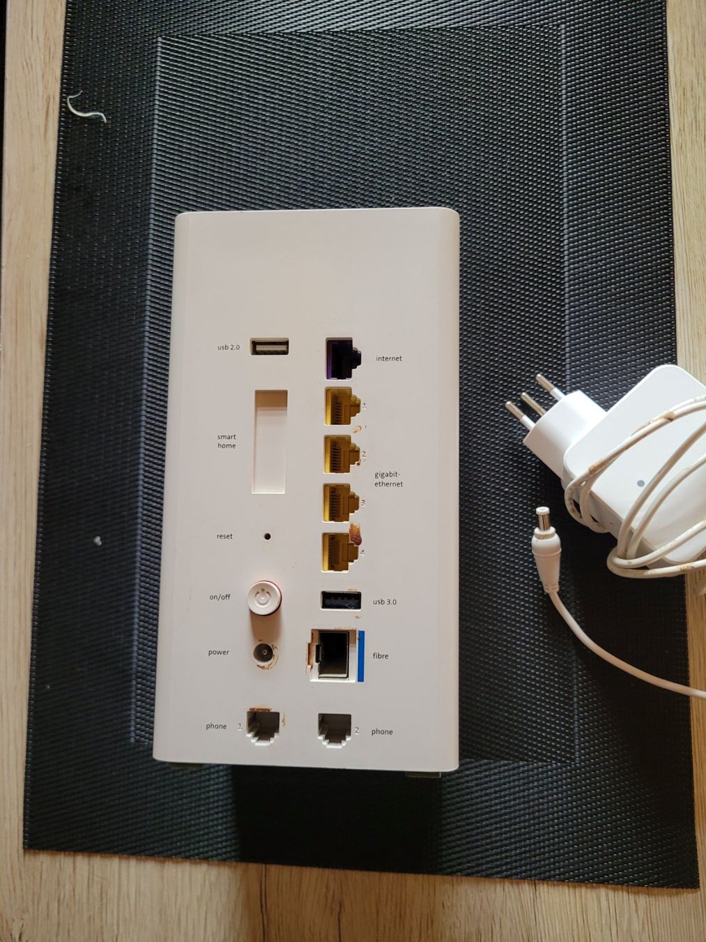 Swisscom Modem & Router: Routeur Swisscom Internet-Box 2 – Usato da Bionnens venduto da Meg011 1