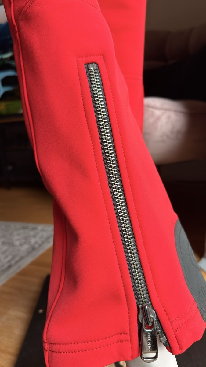 Goldbergh Pantaloni: Goldbergh Rote Skihose ||Größe 38 |! – Nuovo (secondo la descrizione) da Kilchberg ZH venduto da nad_6dwp 7
