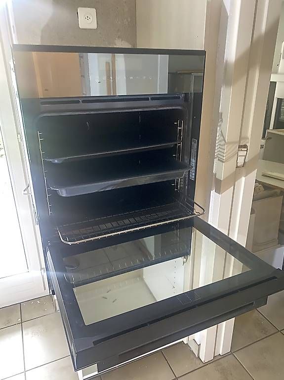 Forni: Electrolux Einbaubackofen EB7GL4SP – Usato da Schaffhausen venduto da dav_5vx8 1