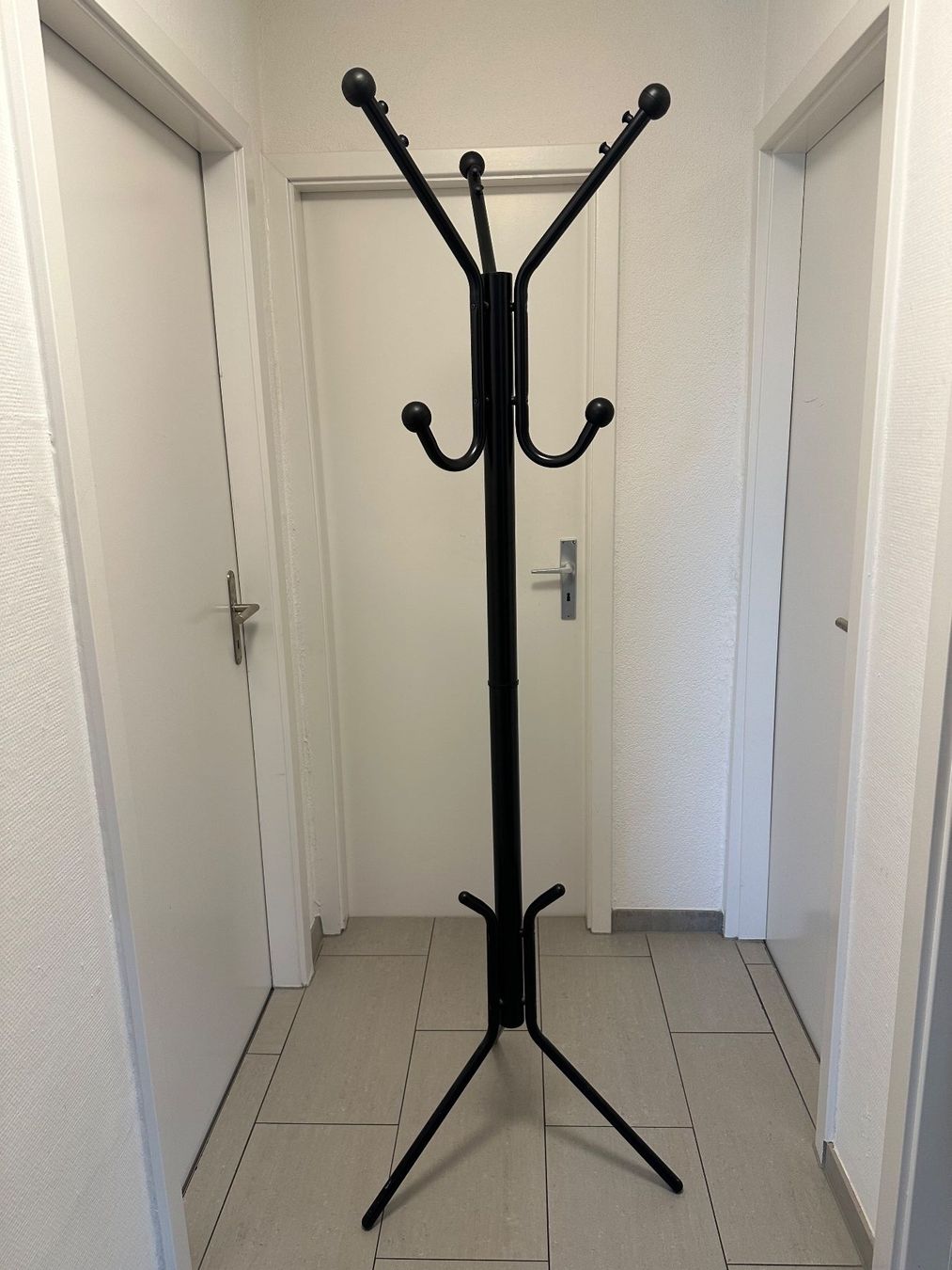 Sonstige Dekorationen & Accessoires: Kleiderständer – Gebraucht aus Regensdorf von tho_2fqv