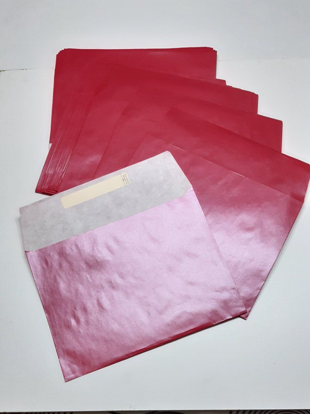Papier: Geschenktaschen - Pochettes cadeau – Neuf (Voir description) à Savagnier par Marderuth 1