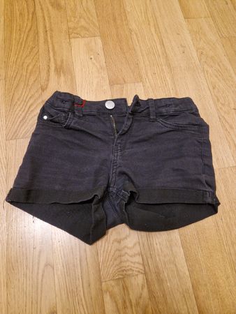 Short en jean noir Here+There c et a taille 146