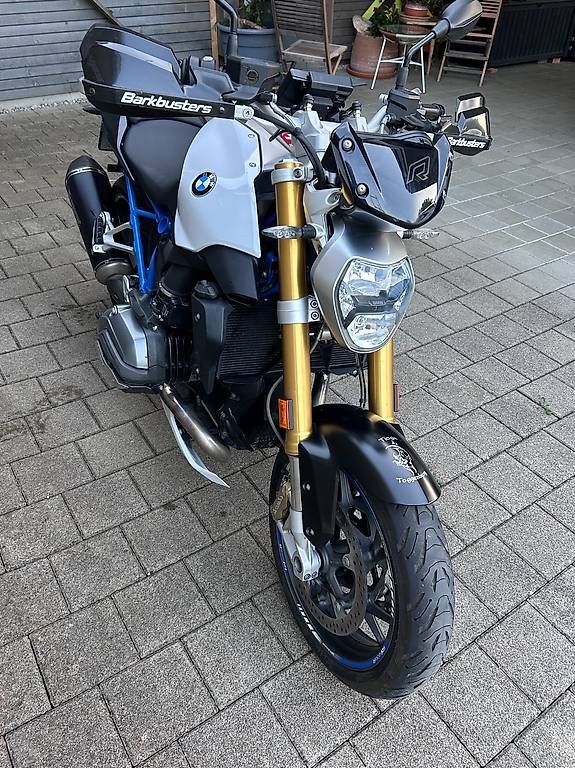 Strada: BMW R 1200 R / LC – Usato da Nesslau venduto da Gamslu 8