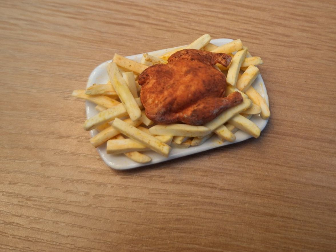 Case e mobili per bambole: Handmade Poulet mit Pommes frites – Nuovo (secondo la descrizione) da Zürich venduto da HandmadeTinyFood 1